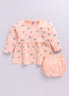 Mars Infiniti Baby Girls Casual Dress Panty (Peach)